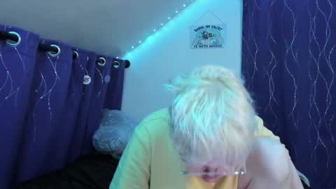 Snapshot of sparkling_water_hate_club chatting on 29, 11, 2025 Atticus Pendragon online show from 29, 11, 2025