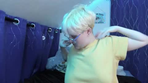 Snapshot of sparkling_water_hate_club chatting on 30, 11, 2025 Atticus Pendragon online show from 30, 11, 2025