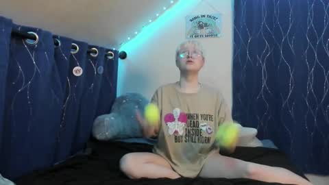 Snapshot of sparkling_water_hate_club chatting on 3, 12, 2025 Atticus Pendragon online show from 3, 12, 2025