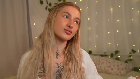 Snapshot of sparks__daisy chatting on 23, 1, 2025 DAISY online show from 23, 1, 2025