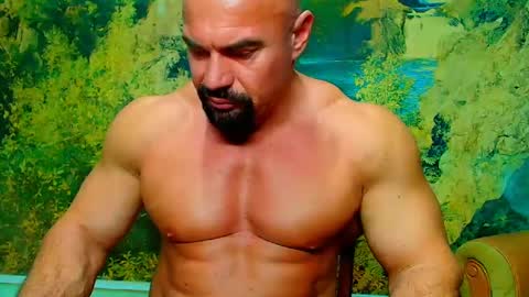 Snapshot of spartacusdom chatting on 4, 1, 2025 spartacusdom online show from 4, 1, 2025