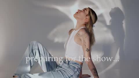 your sweet Jessy online show from 14, 12, 2025