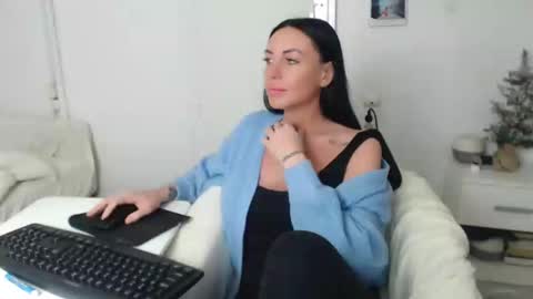 Snapshot of spicemint chatting on 29, 12, 2024 Carla online show from 29, 12, 2024