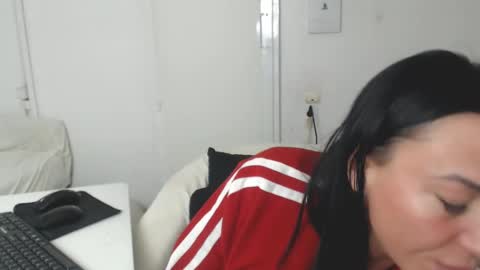 Snapshot of spicemint chatting on 13, 1, 2025 Carla online show from 13, 1, 2025