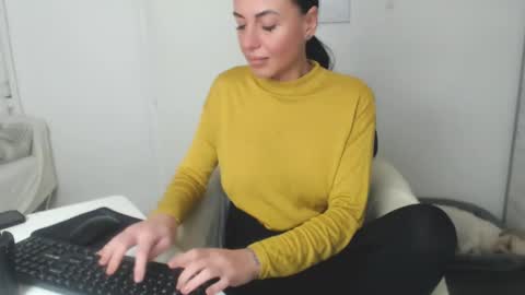 Snapshot of spicemint chatting on 21, 2, 2025 Carla online show from 21, 2, 2025
