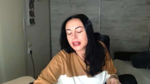 Carla online show from 16, 11, 2025