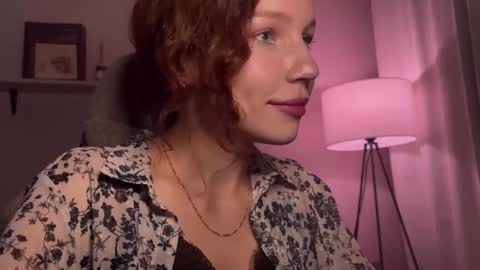 Snapshot of spicy___caramel chatting on 12, 10, 2025 spicy___caramel online show from 12, 10, 2025