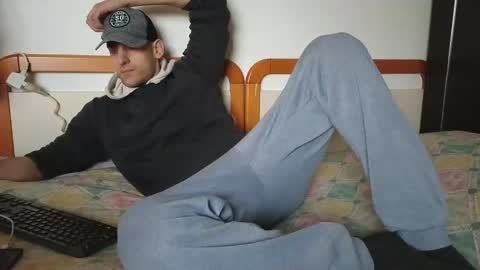 Marco. When Im offline you can view premium content in bio online show from 28, 1, 2025