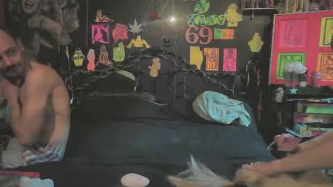 Snapshot of splashh_queen420 chatting on 7, 4, 2026 Daddy His Splash Queen online show from 7, 4, 2026