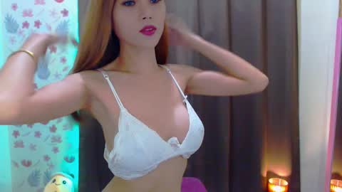 Snapshot of splendid_kim08 chatting on 13, 12, 2024 Kimmy online show from 13, 12, 2024