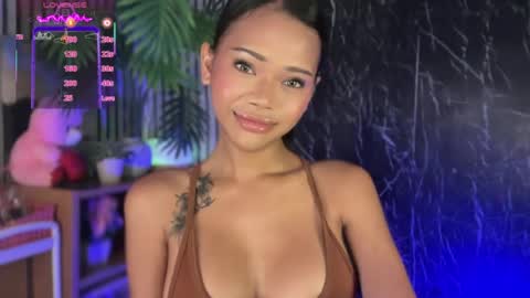 Snapshot of spoileme_babexx chatting on 28, 6, 2026 CALL ME RAINE online show from 28, 6, 2026