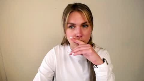 Karina online show from 4, 5, 2026