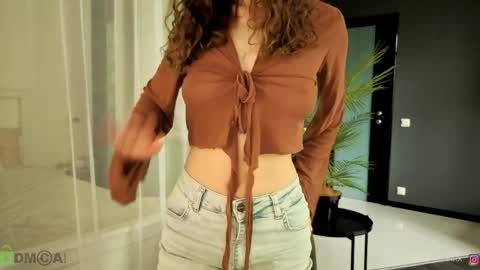Snapshot of spring_forestxx chatting on 29, 5, 2026 Lily my new acc3 online show from 29, 5, 2026