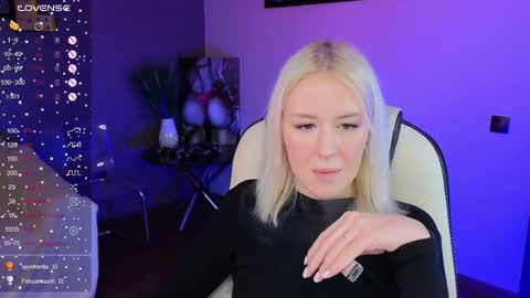 Snapshot of springajara chatting on 11, 10, 2025 Vetta online show from 11, 10, 2025