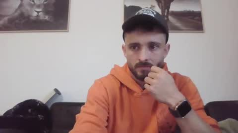 Snapshot of spyco82 chatting on 31, 12, 2024 spyco82 online show from 31, 12, 2024