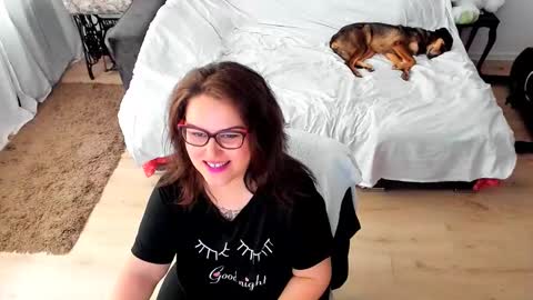 Snapshot of squirt_kimmm chatting on 17, 9, 2025 Kim online show from 17, 9, 2025