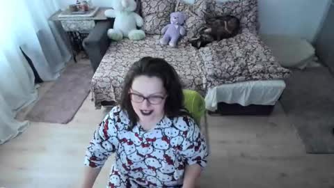 Snapshot of squirt_kimmm chatting on 16, 10, 2025 Kim online show from 16, 10, 2025