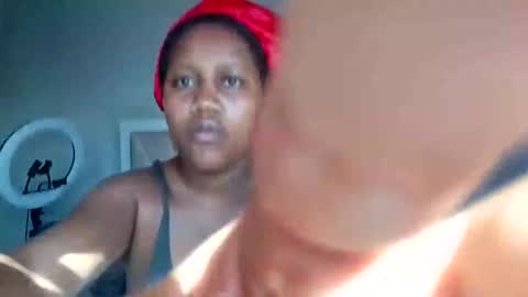 Snapshot of squirtqueen333 chatting on 2, 1, 2025 shana online show from 2, 1, 2025