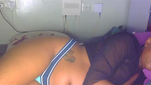 Snapshot of squirtqueen333 chatting on 9, 2, 2025 shana online show from 9, 2, 2025