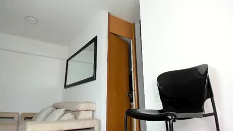 Snapshot of sr_smit_hot chatting on 13, 6, 2026 ANDR online show from 13, 6, 2026