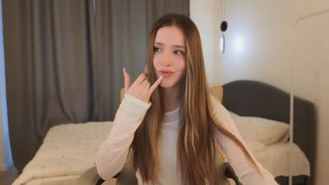 Chloe online show from 31, 5, 2026