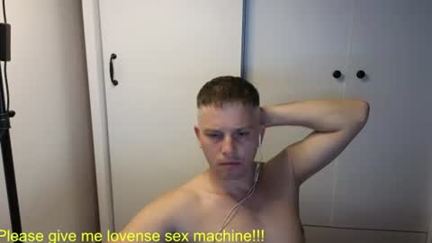 st1vemaster01 online show from 11, 7, 2026