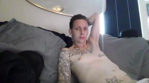 BI TATTED GUYS CHILLN online show from 12, 6, 2026