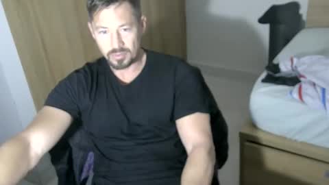 St Amor online show from 1, 1, 2025