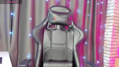 Stacey GMT5 Mo Tu We Th Fr Sa 3am -10am online show from 20, 12, 2024