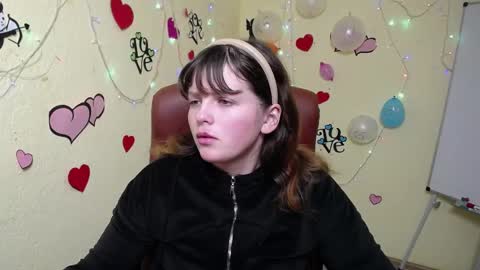 Stacey online show from 2, 2, 2025