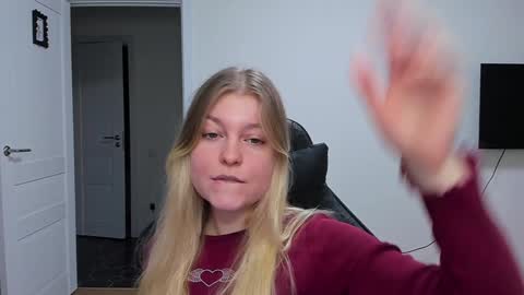 Snapshot of stacy_miraclee chatting on 26, 12, 2024 Stacy online show from 26, 12, 2024