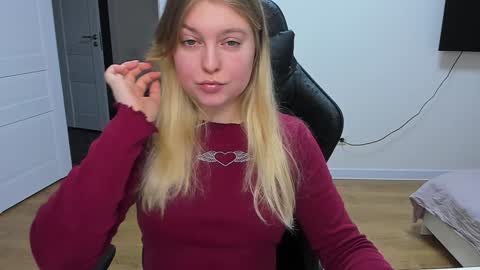Snapshot of stacy_miraclee chatting on 14, 1, 2025 Stacy online show from 14, 1, 2025