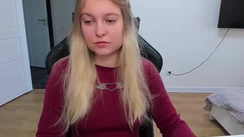 Snapshot of stacy_miraclee chatting on 20, 2, 2025 Stacy online show from 20, 2, 2025