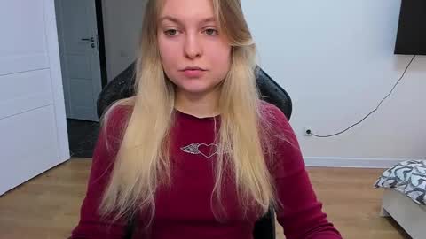 Snapshot of stacy_miraclee chatting on 7, 3, 2025 Stacy online show from 7, 3, 2025