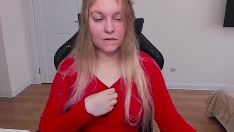 Snapshot of stacy_miraclee chatting on 19, 9, 2025 Stacy online show from 19, 9, 2025
