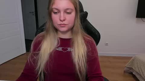 Snapshot of stacy_miraclee chatting on 22, 9, 2025 Stacy online show from 22, 9, 2025