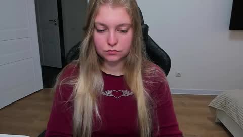 Snapshot of stacy_miraclee chatting on 30, 9, 2025 Stacy online show from 30, 9, 2025