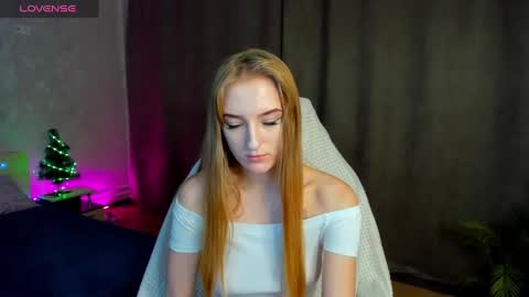 Snapshot of stacy_riiver chatting on 10, 1, 2025 Stacy Mon Tue Wed Thu Fri Sun GMT GMT 3 1000am - 0400pm  online show from 10, 1, 2025