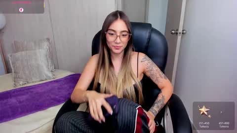 Stacy Conner online show from 28, 10, 2025