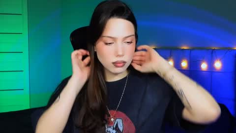 Snapshot of stacygonzales_ chatting on 10, 12, 2024 Bye bye dear See you on December 3st  online show from 10, 12, 2024