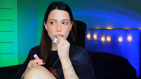 Snapshot of stacygonzales_ chatting on 13, 12, 2024 Bye bye dear See you on December 3st  online show from 13, 12, 2024