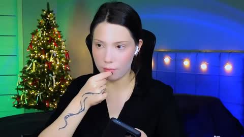 Snapshot of stacygonzales_ chatting on 21, 12, 2024 Bye bye dear See you on December 3st  online show from 21, 12, 2024