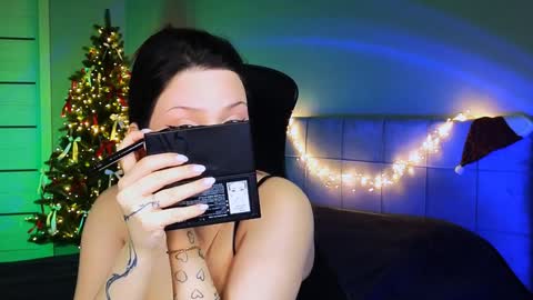 Snapshot of stacygonzales_ chatting on 19, 1, 2025 Bye bye dear See you on December 3st  online show from 19, 1, 2025