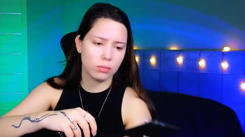 Snapshot of stacygonzales_ chatting on 21, 2, 2025 Bye bye dear See you on December 3st  online show from 21, 2, 2025