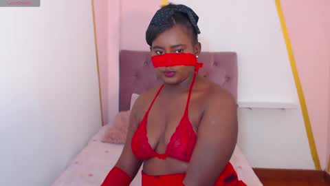 Snapshot of star_briana chatting on 13, 5, 2026 online show from 13, 5, 2026