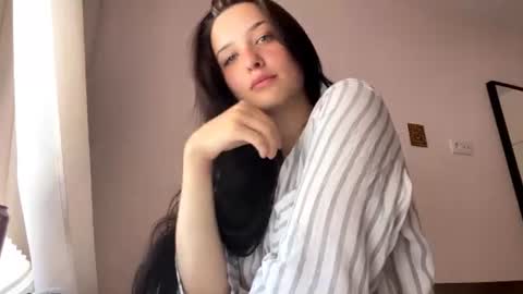 Lola online show from 26, 6, 2026