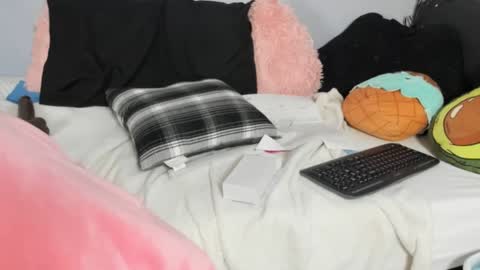 Starla Stylez online show from 4, 1, 2025