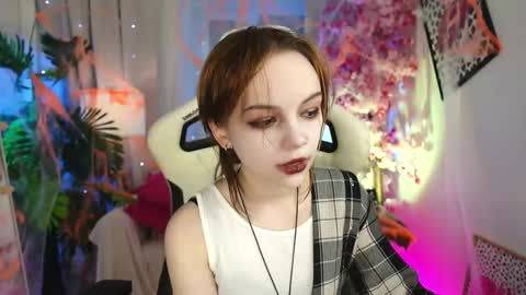 Snapshot of staymonica chatting on 2, 11, 2025 MONICA online show from 2, 11, 2025