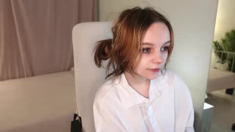 Snapshot of staymonica chatting on 4, 12, 2025 MONICA online show from 4, 12, 2025