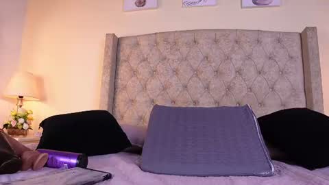 stefa_rosse online show from 9, 6, 2026
